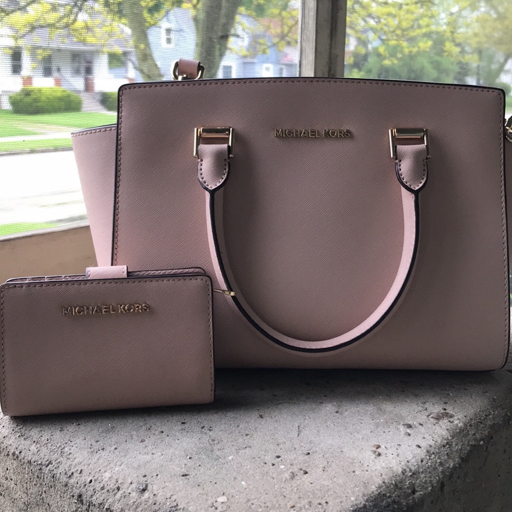 Michael Kors matching purse and wallet set